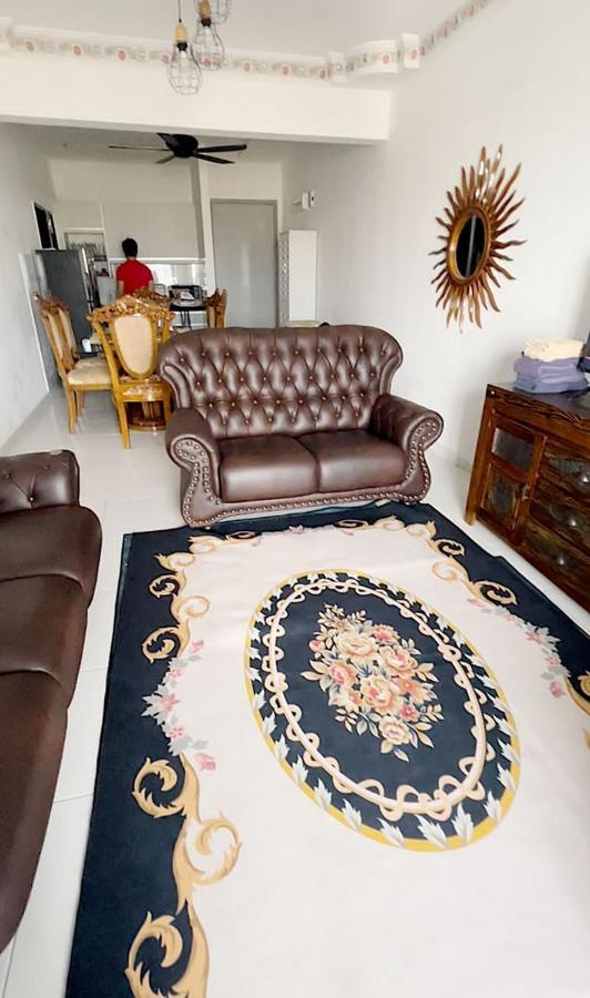 Pangsapuri Axis D'zara Homestay